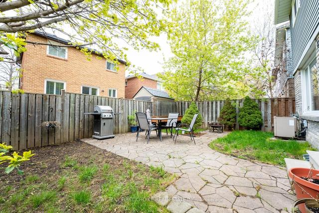 36 Roehampton Cres, House detached with 3 bedrooms, 3 bathrooms and 6 parking in Brampton ON | Image 30
