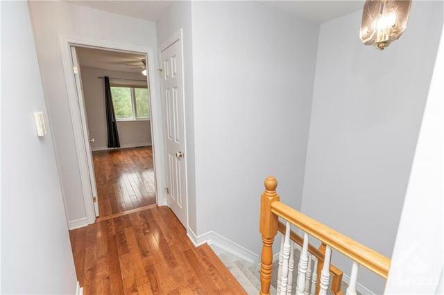 79 Grenadier Way, Townhouse with 3 bedrooms, 3 bathrooms and 3 parking in Ottawa ON | Image 20