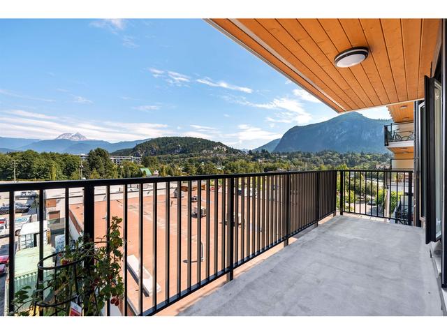 311 - 1365 Pemberton Avenue, Condo with 3 bedrooms, 2 bathrooms and 1 parking in Squamish BC | Image 32