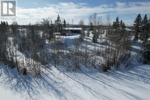 5487 Elliot Lake Road, House detached with 5 bedrooms, 2 bathrooms and null parking in Cariboo G BC | Image 32