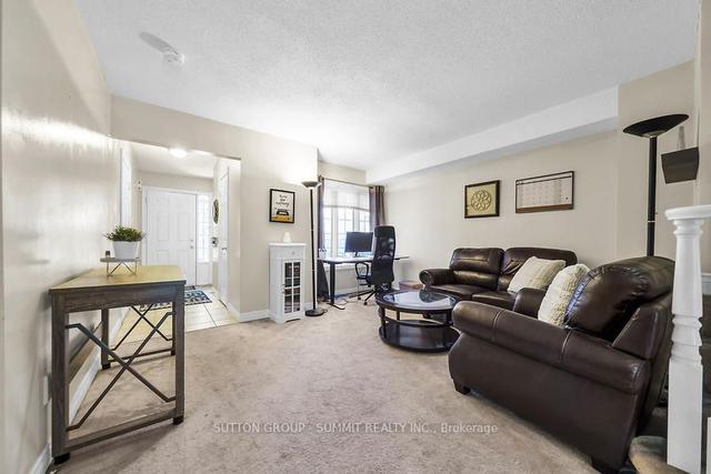 10 - 320 Hamilton Dr, Townhouse with 3 bedrooms, 3 bathrooms and 2 parking in Hamilton ON | Image 8