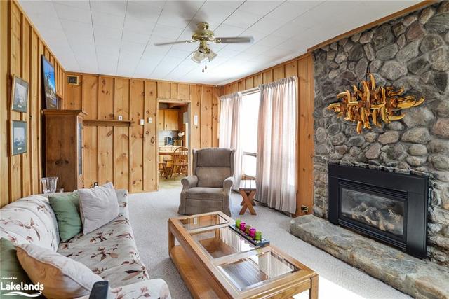 14177 Highway 12, House detached with 2 bedrooms, 1 bathrooms and null parking in Tay ON | Image 5
