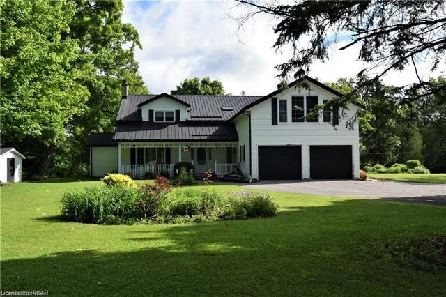 3392 Base Line, House detached with 3 bedrooms, 3 bathrooms and 12 parking in Otonabee South Monaghan ON | Image 1