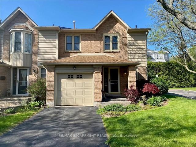 5 - 5411 Lakeshore Rd, Townhouse with 3 bedrooms, 3 bathrooms and 2 parking in Burlington ON | Image 1