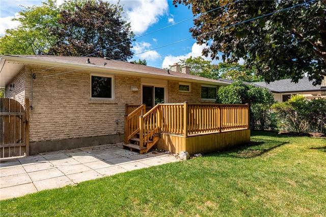 82 Lafayette Drive, House detached with 4 bedrooms, 2 bathrooms and 3 parking in St. Catharines ON | Image 40