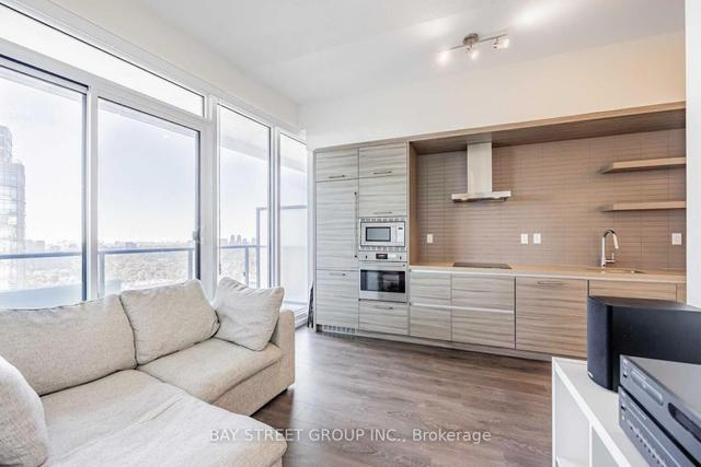 2906 - 2221 Yonge St, Condo with 1 bedrooms, 1 bathrooms and 0 parking in Toronto ON | Image 7