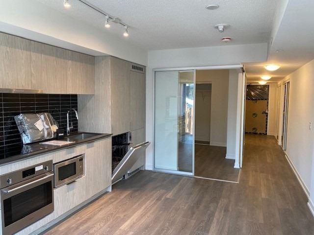 809 - 60 Shuter St, Condo with 1 bedrooms, 1 bathrooms and 0 parking in Toronto ON | Image 10