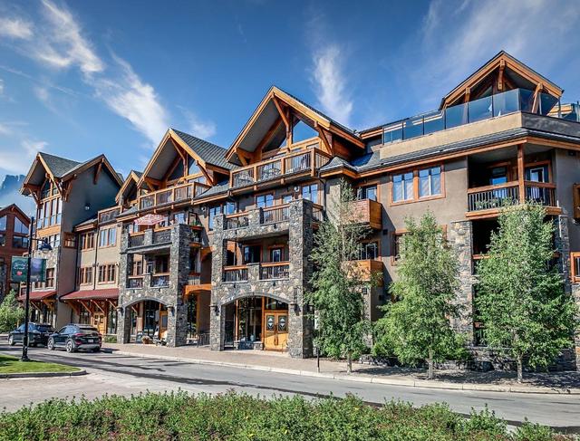 206 - 505 Spring Creek Drive, Condo with 2 bedrooms, 2 bathrooms and 1 parking in Canmore AB | Image 1