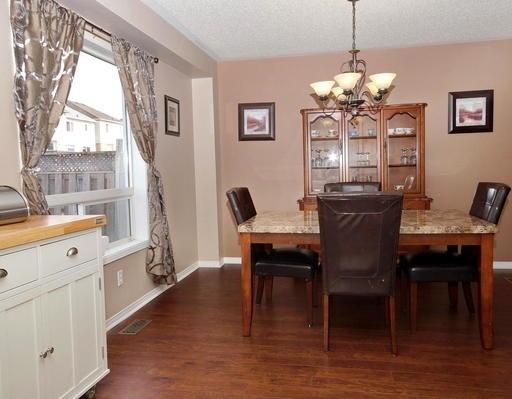 674 Brasswinds Tr, House detached with 4 bedrooms, 3 bathrooms and 2 parking in Oshawa ON | Image 6
