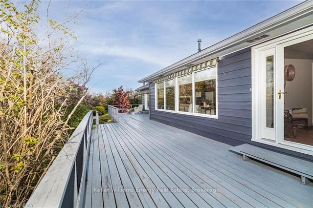 90 County Rd 13, House detached with 3 bedrooms, 3 bathrooms and 6 parking in Prince Edward County ON | Image 34