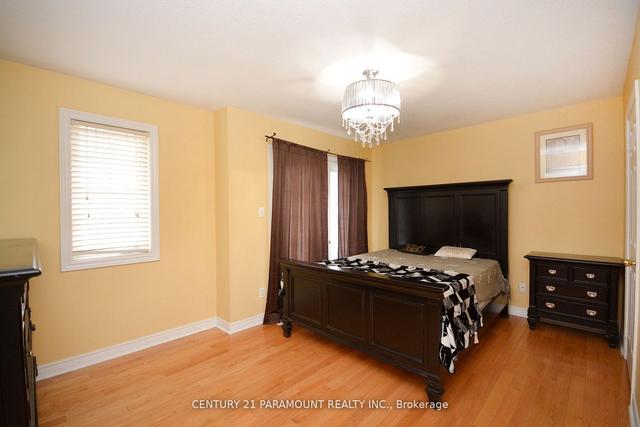 80 Oblate Cres, House detached with 4 bedrooms, 5 bathrooms and 6 parking in Brampton ON | Image 21