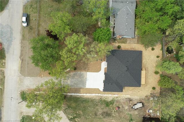 Overhead view of the home | Image 12