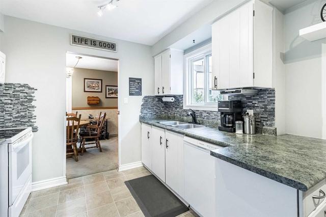 8 Millsborough Cres, House semidetached with 4 bedrooms, 2 bathrooms and 2 parking in Toronto ON | Image 3