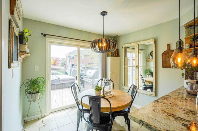861 Mckay Cres, House semidetached with 3 bedrooms, 3 bathrooms and 3 parking in Milton ON | Image 8