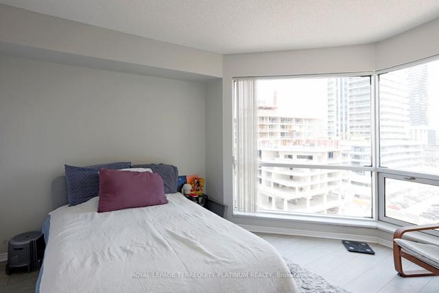 1008 - 10 Yonge St, Condo with 1 bedrooms, 1 bathrooms and 1 parking in Toronto ON | Image 18
