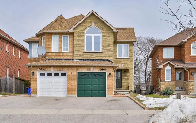 1606 Autumn Cres, House semidetached with 3 bedrooms, 3 bathrooms and 3 parking in Pickering ON | Image 1