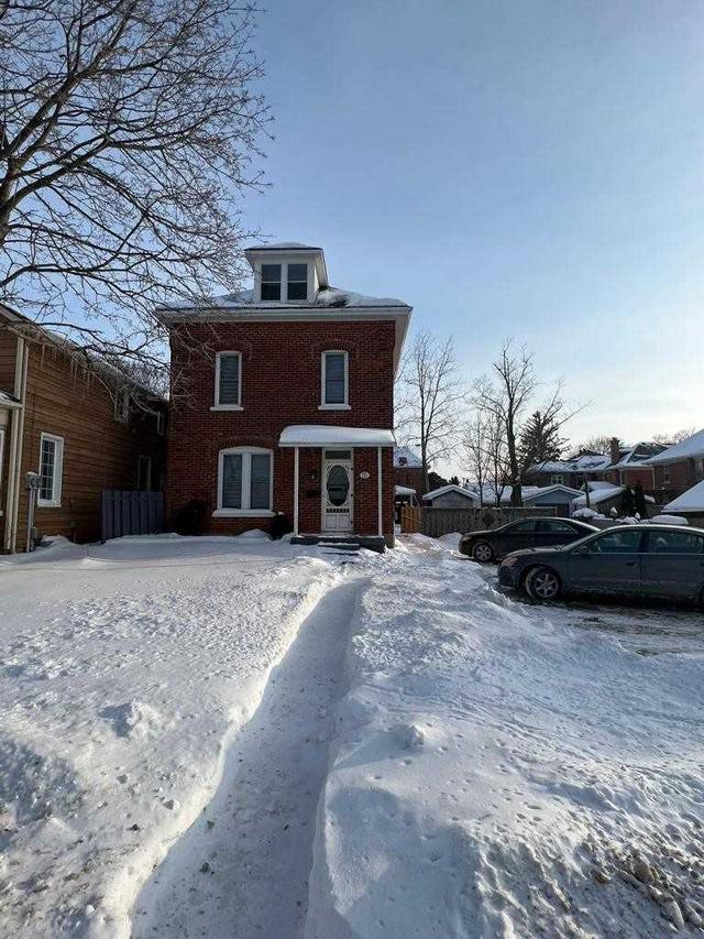 721 10th St E, House detached with 3 bedrooms, 2 bathrooms and 6 parking in Owen Sound ON | Image 9
