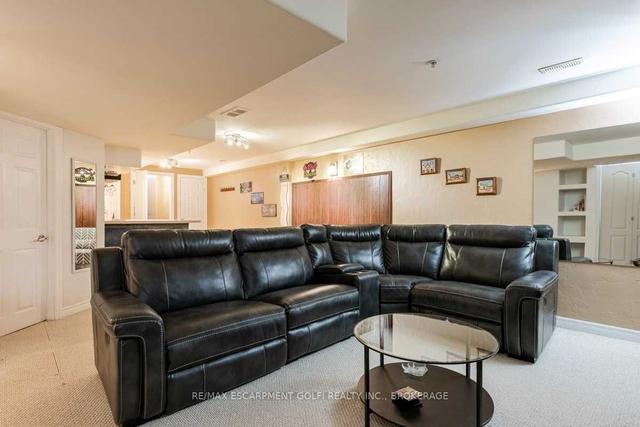 16 Marshall Lane, House attached with 2 bedrooms, 3 bathrooms and 5 parking in St. Catharines ON | Image 27