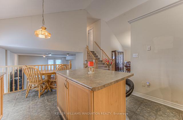 52 Frasson Dr, House detached with 2 bedrooms, 2 bathrooms and 4 parking in Guelph ON | Image 5