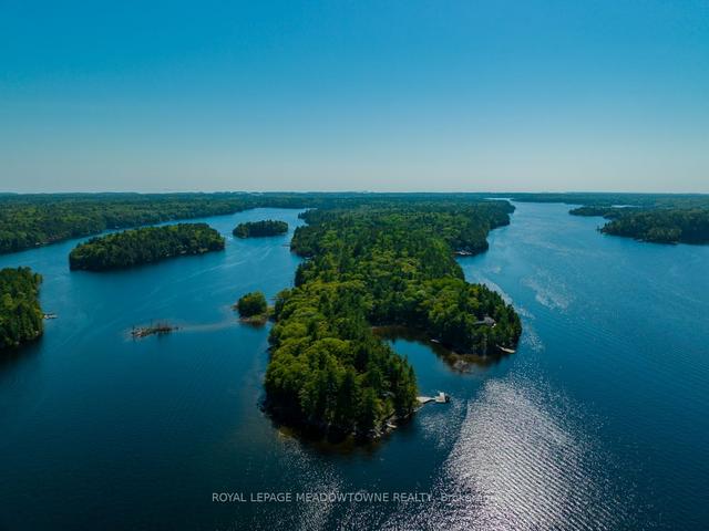 b704 Pt Mclaren Island E, House detached with 1 bedrooms, 4 bathrooms and 0 parking in Parry Sound ON | Image 1