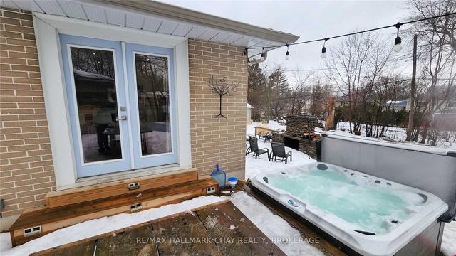 34 Marion Cres, House detached with 4 bedrooms, 2 bathrooms and 5 parking in Barrie ON | Image 16