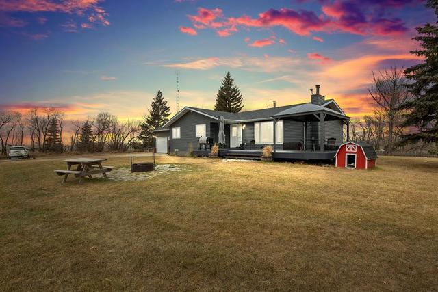 12446 Township Road 440, House detached with 5 bedrooms, 2 bathrooms and null parking in Flagstaff County AB | Image 44