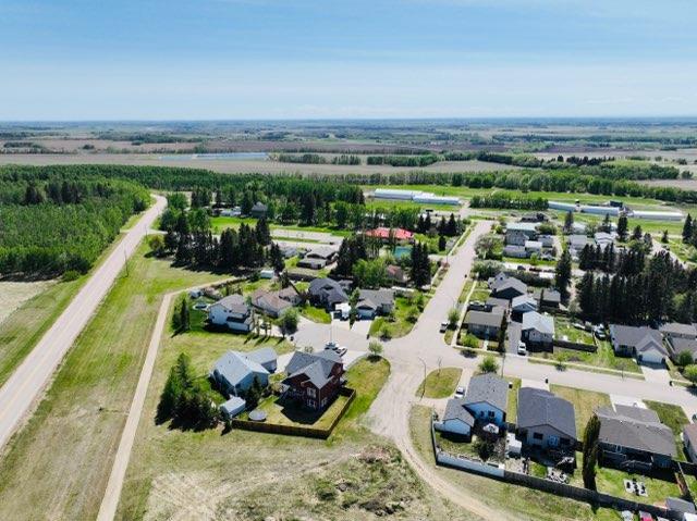 16 52 Ave, House detached with 5 bedrooms, 3 bathrooms and 5 parking in Red Deer County AB | Image 32