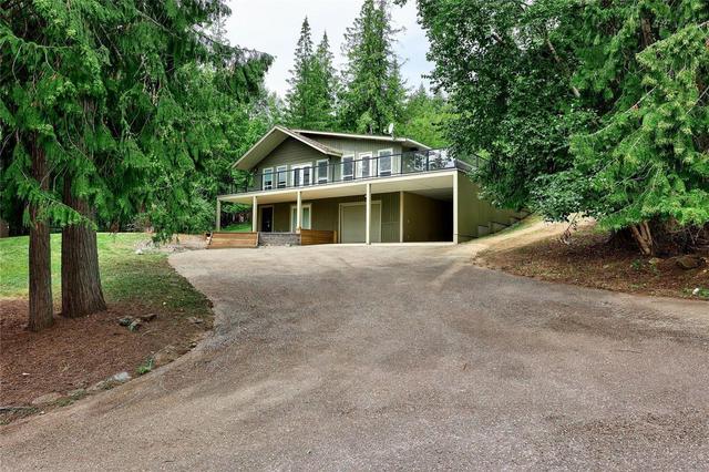 4365 Copper Cove Road, House detached with 3 bedrooms, 2 bathrooms and null parking in Columbia Shuswap F BC | Image 38