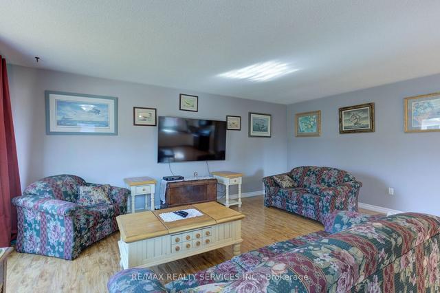 210 Weber St, House detached with 3 bedrooms, 2 bathrooms and 10 parking in Wellington North ON | Image 38