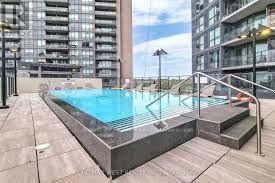 522 - 10 Park Lawn Rd, Condo with 2 bedrooms, 2 bathrooms and 1 parking in Toronto ON | Image 3