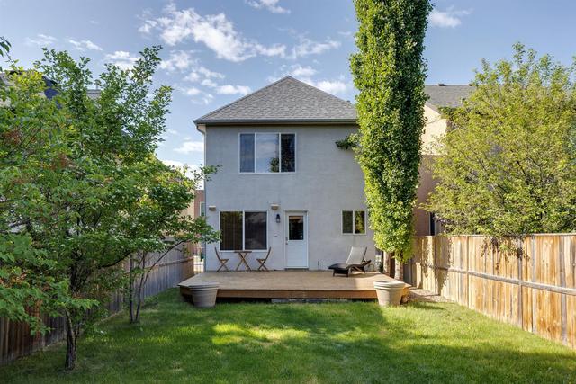 8924 Wentworth Avenue Sw, House detached with 4 bedrooms, 2 bathrooms and 2 parking in Calgary AB | Image 42