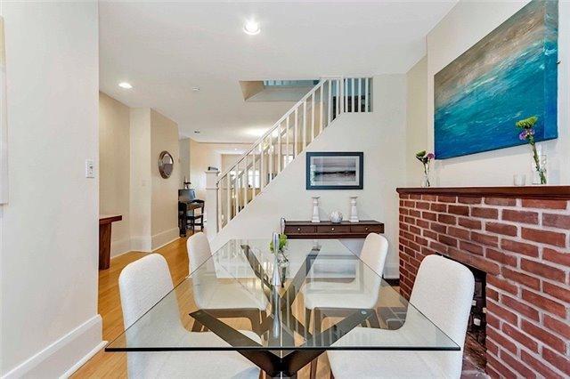 118 Arundel Ave, House semidetached with 3 bedrooms, 3 bathrooms and 2 parking in Toronto ON | Image 3