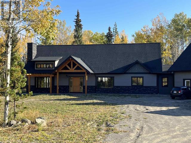 7048 Stockyard Road, House detached with 3 bedrooms, 4 bathrooms and null parking in Cariboo L BC | Image 1