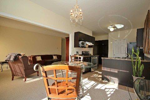 102 Oakside Dr, House detached with 3 bedrooms, 3 bathrooms and 4 parking in Uxbridge ON | Image 6