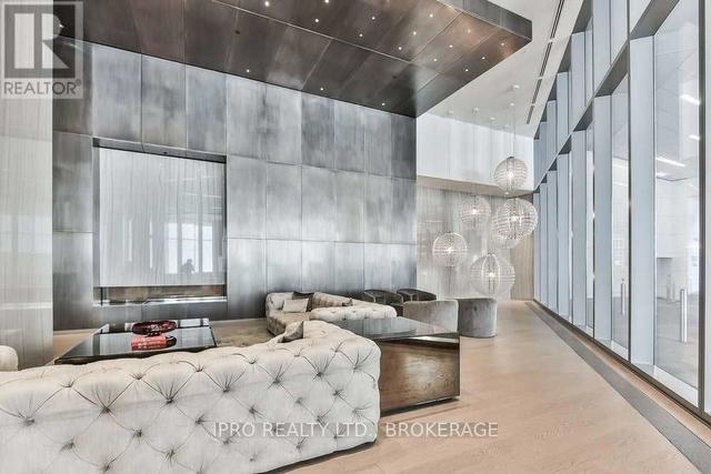 1202 - 100 Harbour St, Condo with 2 bedrooms, 2 bathrooms and 0 parking in Toronto ON | Image 31