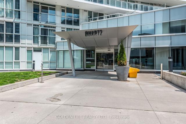 4206 - 75 Queens Wharf Rd, Condo with 3 bedrooms, 2 bathrooms and 1 parking in Toronto ON | Image 12