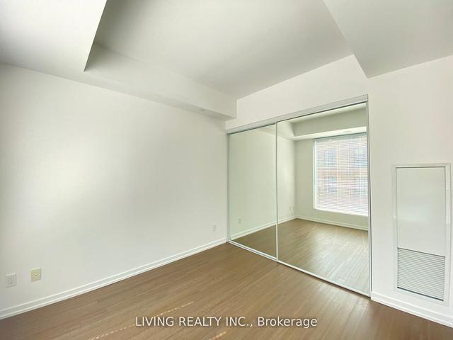 910 - 101 Peter St, Condo with 1 bedrooms, 1 bathrooms and 0 parking in Toronto ON | Image 7