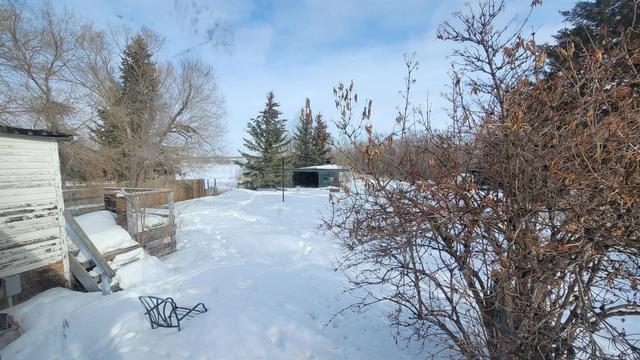 211 Berry Street, House detached with 2 bedrooms, 1 bathrooms and 1 parking in Paintearth County No. 18 AB | Image 15