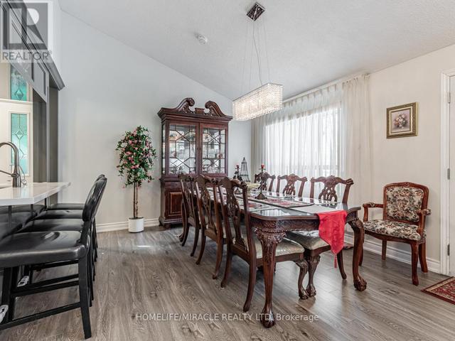 5 Benhur Cres, House detached with 3 bedrooms, 2 bathrooms and 3 parking in Toronto ON | Image 6