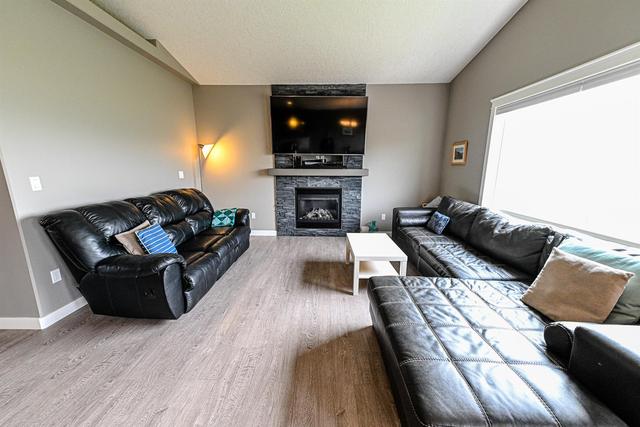 10214 87 Street, House detached with 3 bedrooms, 2 bathrooms and 4 parking in Grande Prairie AB | Image 22
