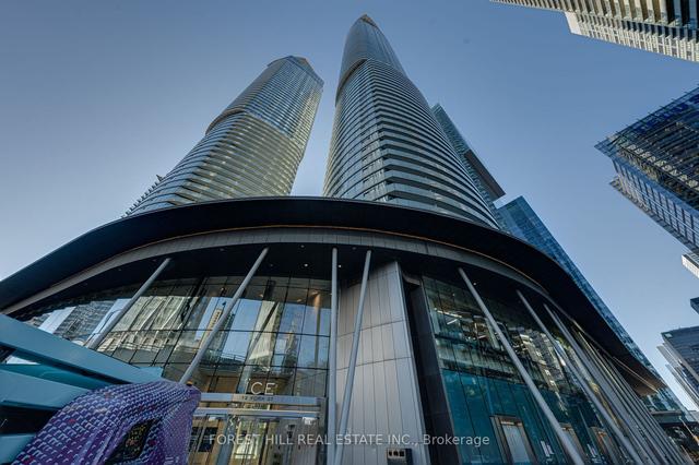 6005 - 14 York St, Condo with 2 bedrooms, 2 bathrooms and 1 parking in Toronto ON | Image 21