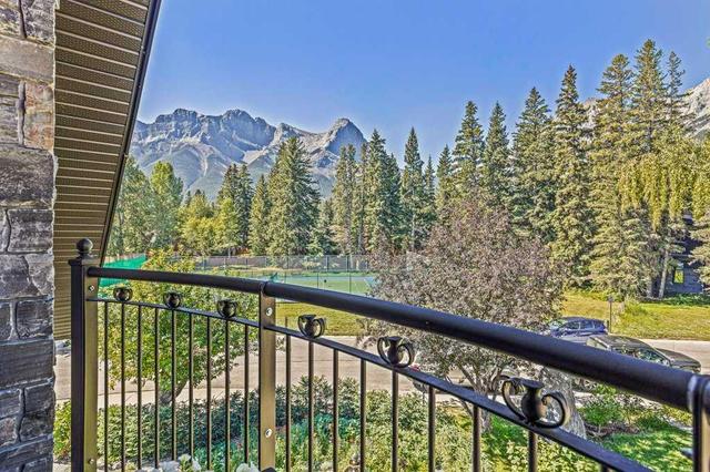 930 9th Street, House detached with 8 bedrooms, 6 bathrooms and 4 parking in Canmore AB | Image 33