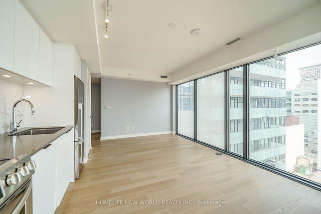 1902 - 25 Richmond St E, Condo with 1 bedrooms, 1 bathrooms and 0 parking in Toronto ON | Image 16