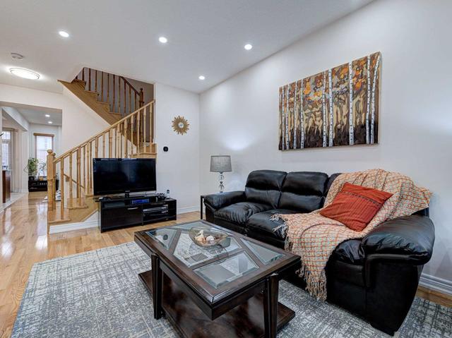 8 Kimborough Hllw, House attached with 3 bedrooms, 4 bathrooms and 3 parking in Brampton ON | Image 26
