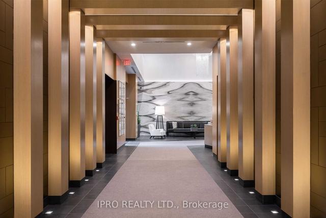 706 - 55 Front St E, Condo with 2 bedrooms, 2 bathrooms and 1 parking in Toronto ON | Image 23