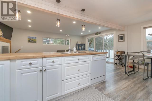 4850 Elk Rd, House detached with 4 bedrooms, 2 bathrooms and 8 parking in Saanich BC | Image 53