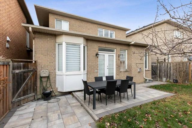 27 Timberwolf Cres N, House detached with 3 bedrooms, 4 bathrooms and 4 parking in Vaughan ON | Image 26