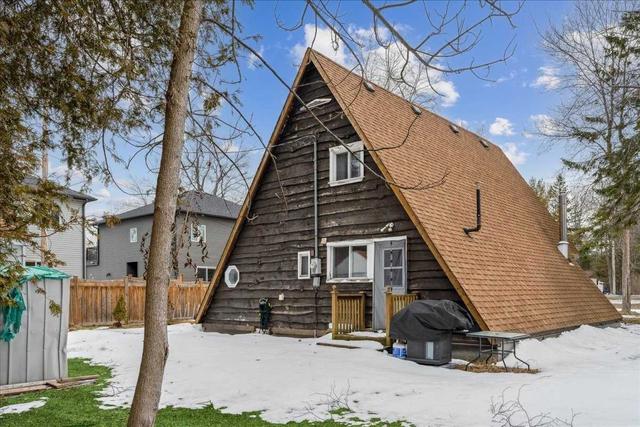 1670 Mosley St, House detached with 2 bedrooms, 1 bathrooms and 6 parking in Wasaga Beach ON | Image 31
