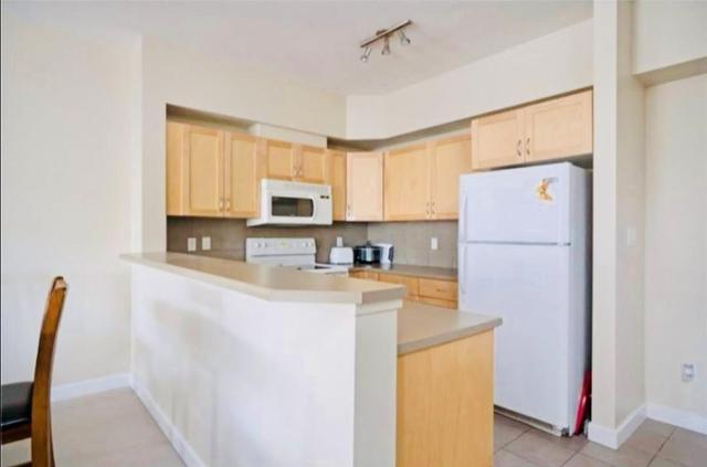 302 - 100 Denholm Gate, Condo with 2 bedrooms, 1 bathrooms and 1 parking in Wood Buffalo AB | Image 3