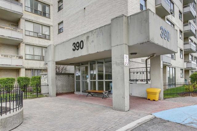 1703 - 390 Dixon Rd, Condo with 2 bedrooms, 1 bathrooms and 1 parking in Toronto ON | Image 16